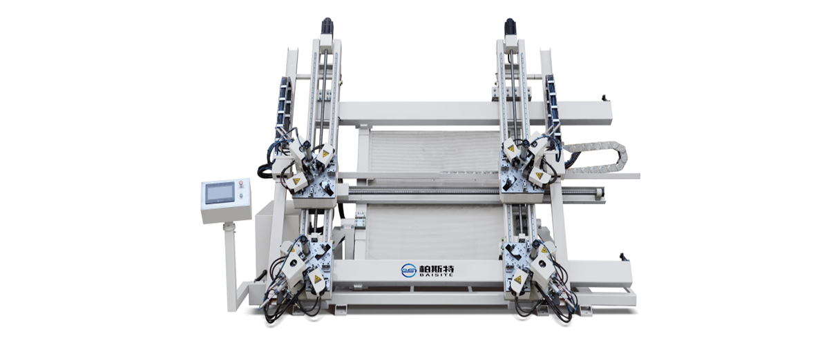 鋁門窗數控四頭組角機LZJ4-CNC-3000